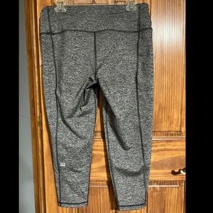 Victoria Secret knockout sport capri